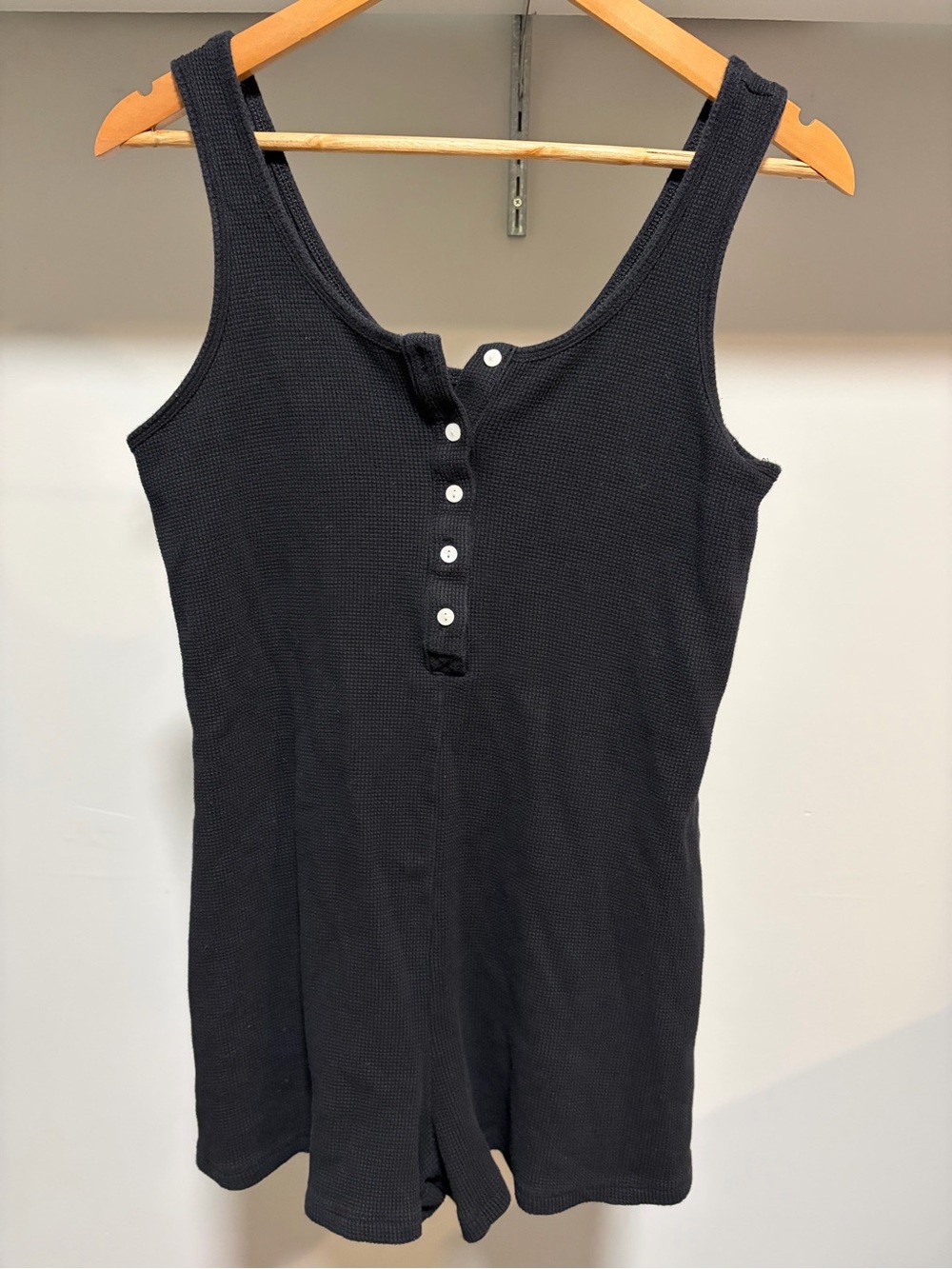 Old Navy Black Waffle Knit Ribbed Lounge Henley Romper M Soft Cozy Soft Girl